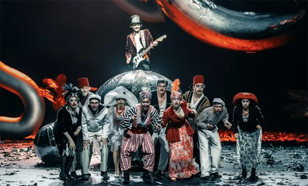 Спектакль «Бег»