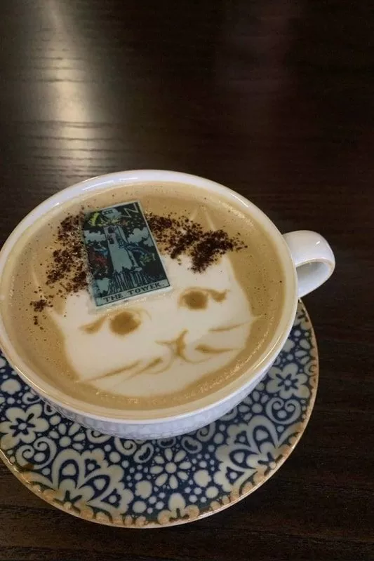 Кофейня «Карты говорят»