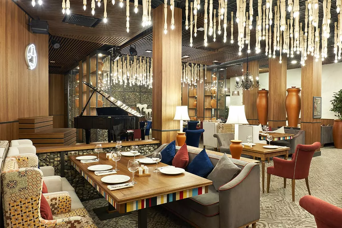 AnyConv.com__interior06.webp