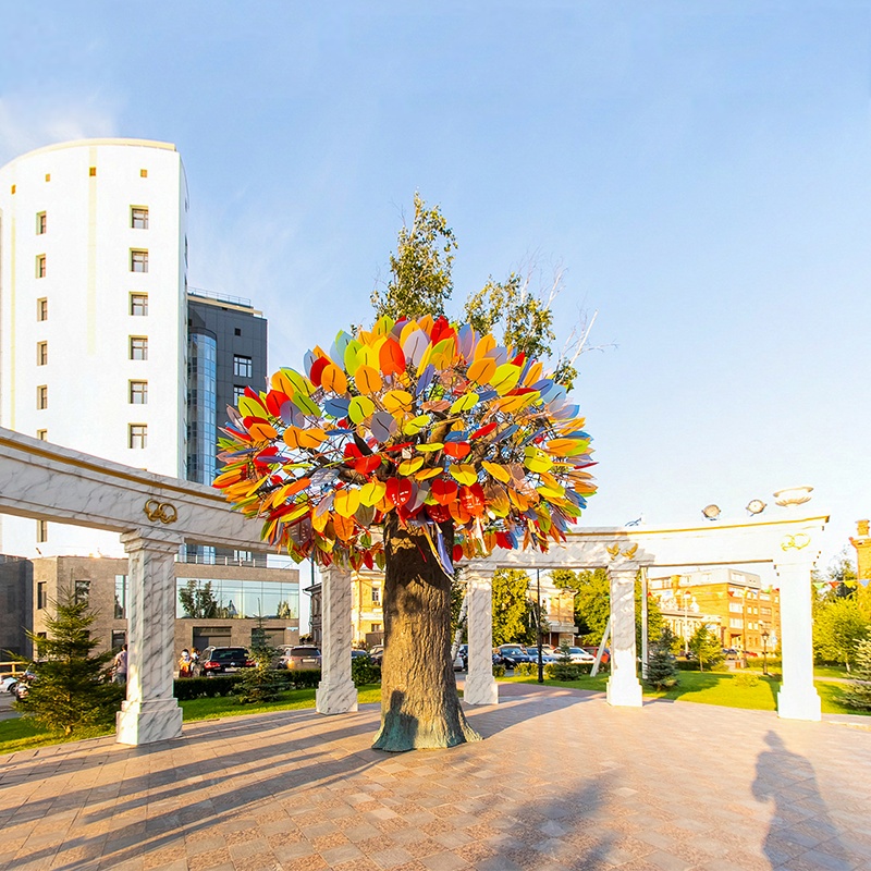 Площадь Борцов Революции