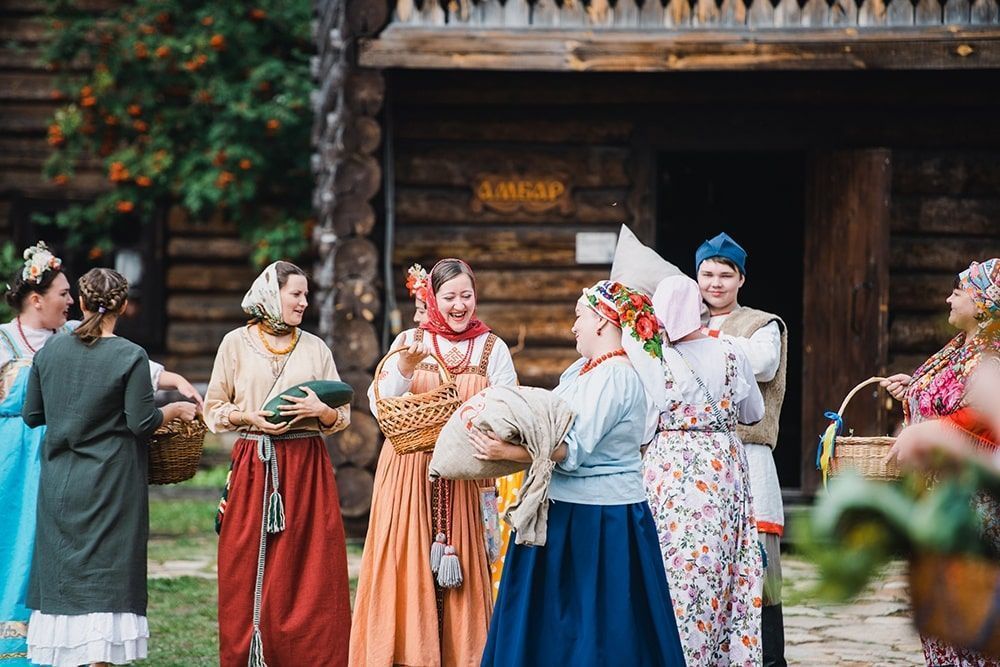 Экскурсия в Ялуторовск <br> с посещением фестиваля <br> «Августовские спасы» - картинка 1