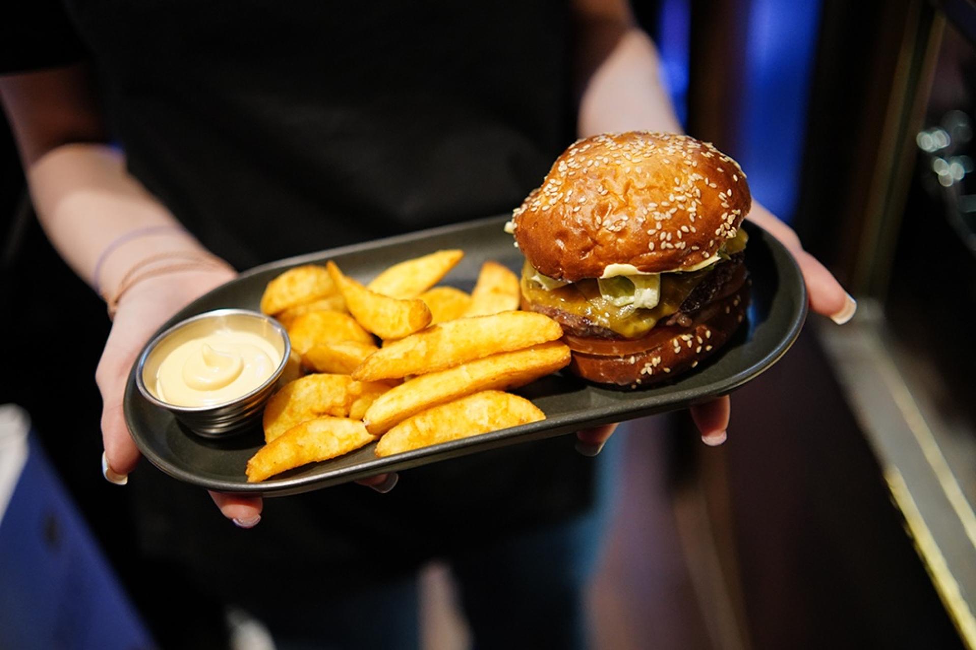 Big Apple Pub
