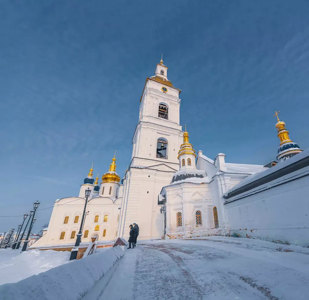 Звезда «Кухни» Ольга Кузьмина совершила сибирский вояж!
