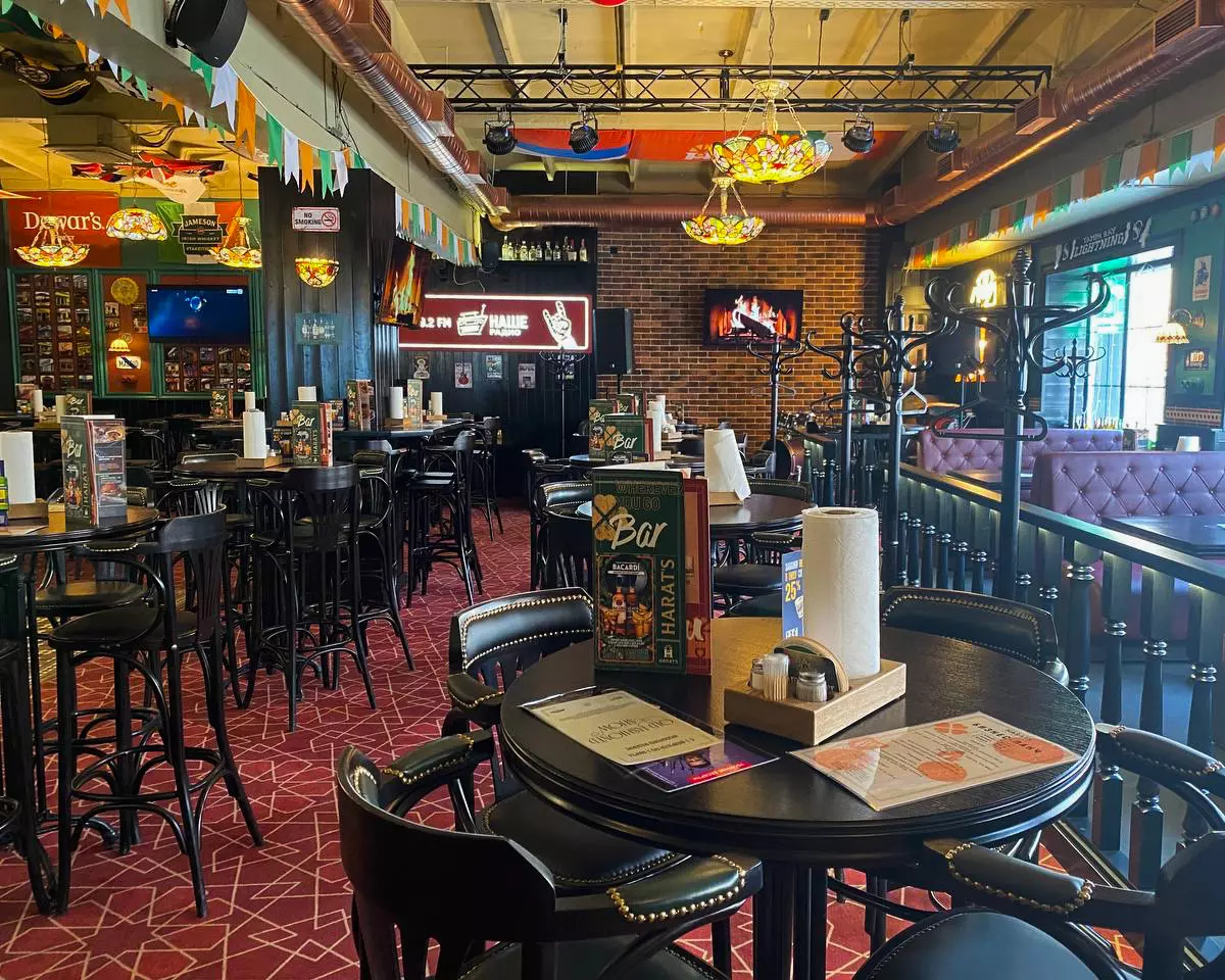 Harat’s pub