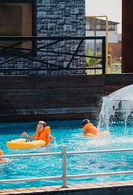 Где купаться с детьми?