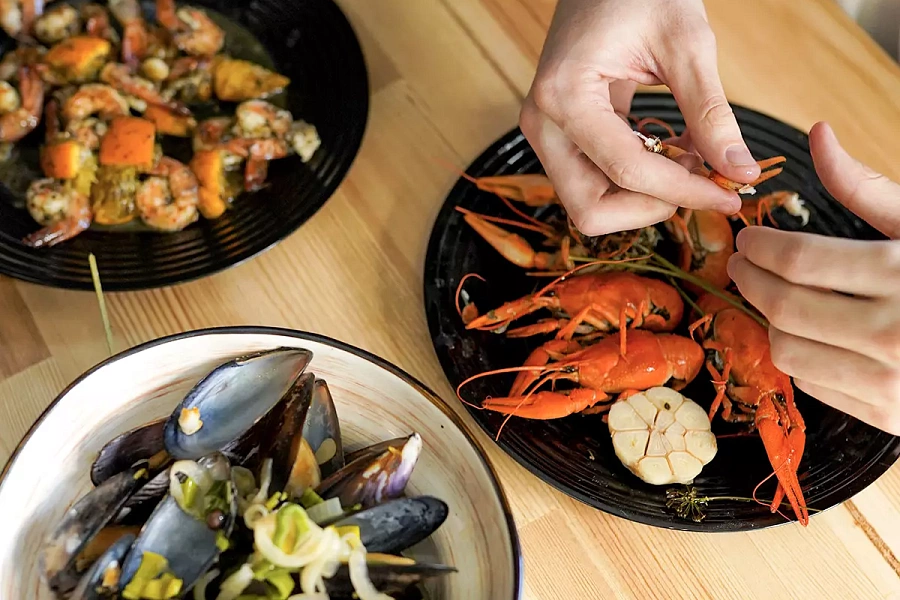 Как мы раков ели и сильно устали