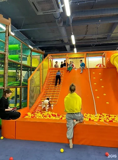 Семейный парк активного отдыха «КукуруZа», Тюмень - слайд № 1